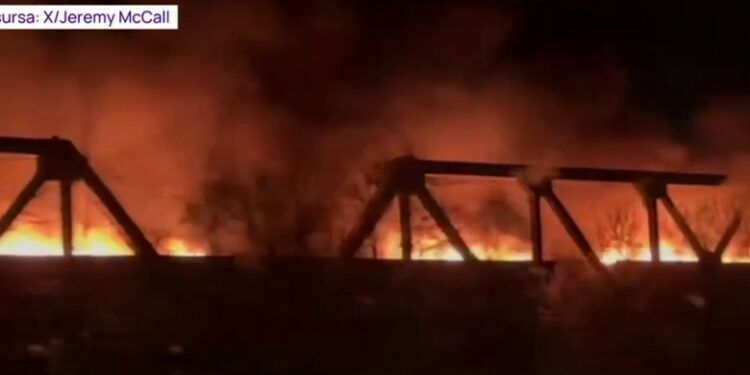 Un tren a luat foc în mers în Canada