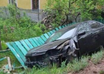Accident teribil în stânga Nistrului: Un mort și șase răniți, după ce un BMW a intrat într-o oprire plină cu oameni