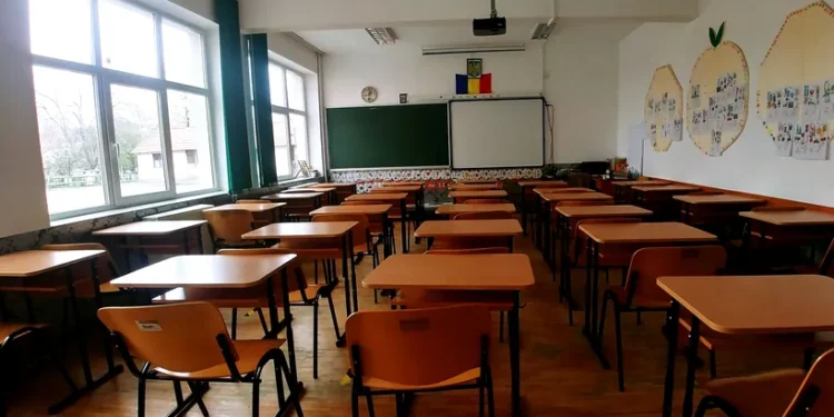 Mai multe colegii și școli profesionale din Republica Moldova ar putea dispărea. Lista instituţiilor vizate