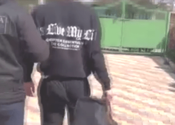 13 ani închisoare și 200.000 lei prejudicii, după ce a exploatat sexual o adolescentă, pe care o cunoscuse pe Instagram, pe când era în Germania