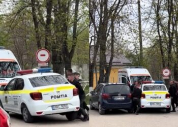 Imagini devenite virale, surprinse în curtea unui spital din sudul țării. O mașină a poliției, luată pe sus de câțiva tineri