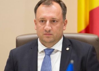 „Unde sunt sutele de dosare penale pentru miliardele de credite neperformante emise în cei 25 de ani de fraudă? Nu le vedem!», — deputatul Denis Ulanov