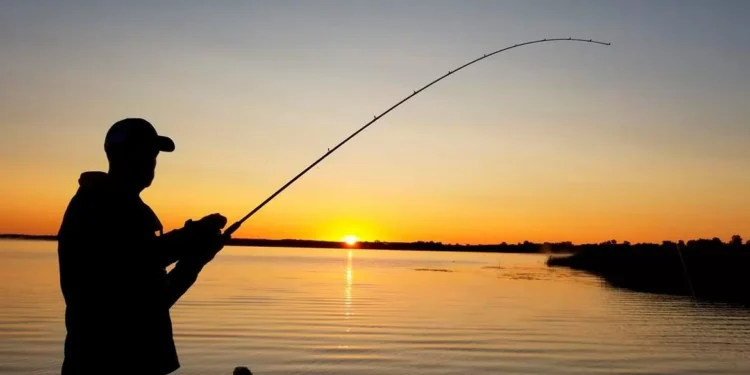 Нельзя рыбачить 68 дней: предупреждение Погранполиции