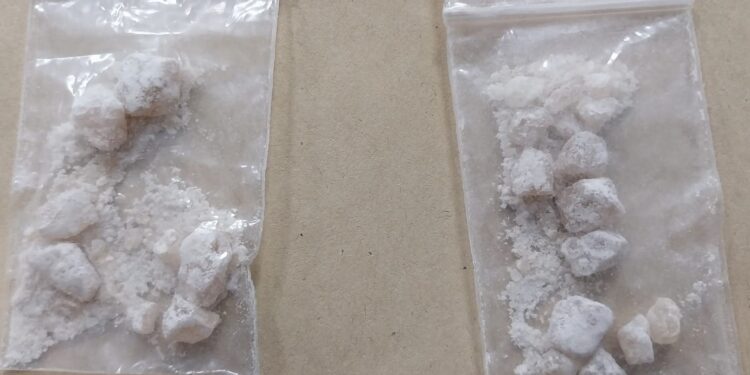 Afacere de familie: Un cuplu, dar și o amică, reținuți pentru „curierat” de droguri prin Chișinău