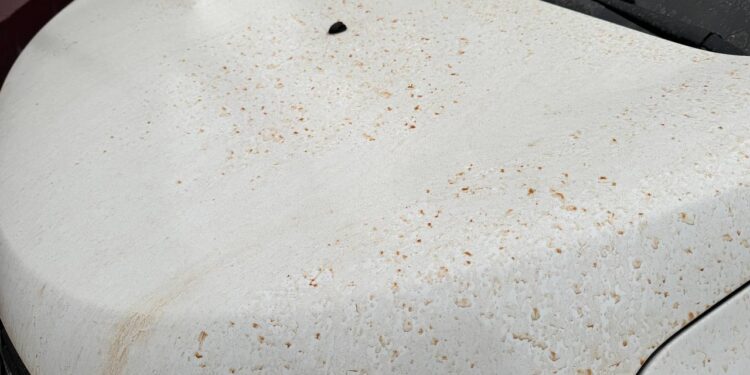 Particulele de praf saharian, care au ajuns în țara noastră, pot provoca leziuni pulmonare moldovenilor