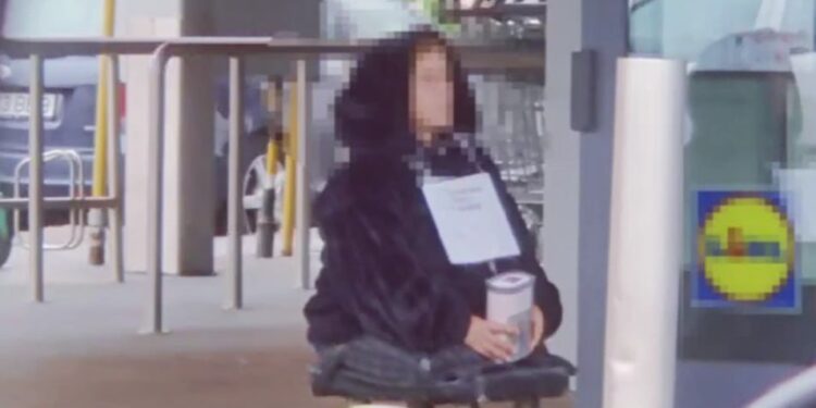 Un bunic, un tată și un fiu din Nisporeni ar fi exploatat timp de 16 ani o femeie cu dizabilități