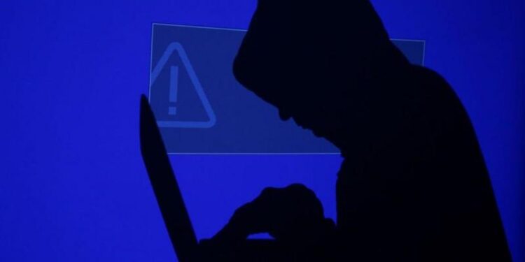 Хакеры взломали базу данных минобороны Великобритании