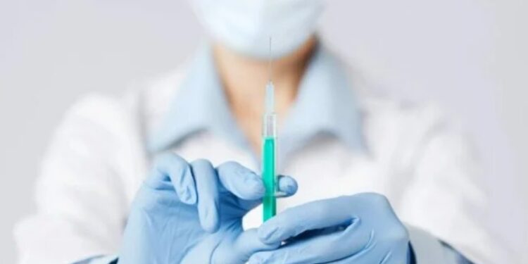 Убила инсулином 17 пациентов: в США бывшую медсестру приговорили к пожизненному