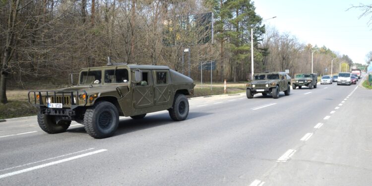 Военная техника на дорогах и самолеты США. С 9 мая в Молдове начнутся учения Swift Response