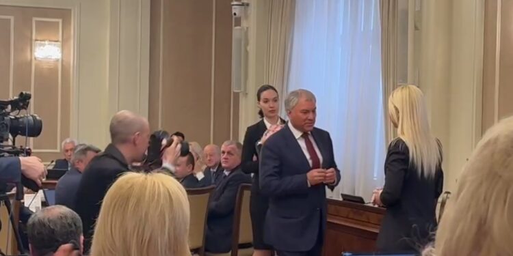 РИА Новости. Володин вручил орден Дружбы депутату парламента Молдавии