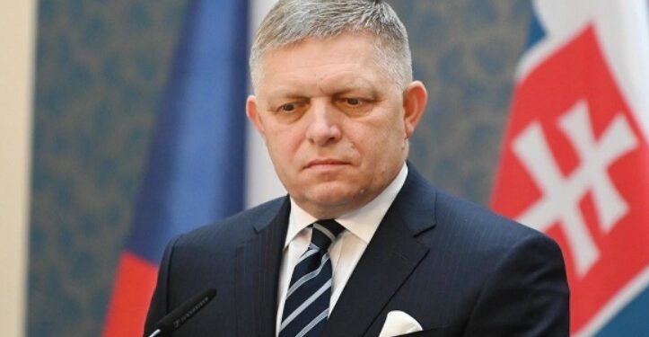 Премьер-министр Словакии ранен в результате покушения