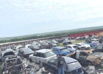 В Молдове раскрыли схему контрабанды дорогих авто и запчастей из ЕС на 14 млн леев