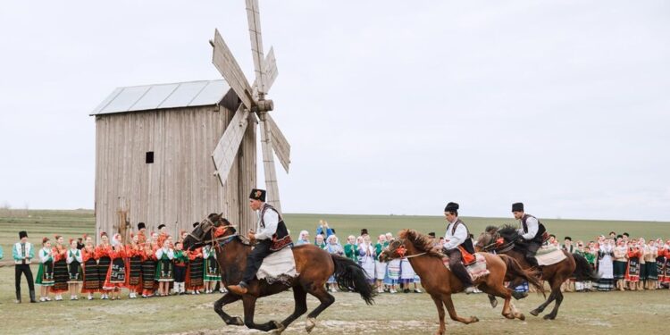 Конноспортивные состязания, дегустации национальных блюд и мега-концерт с мировой звездой – Rico Sanchez (Gipsy Kings). В Гагаузии под патронатом Башкана пройдёт национальный праздник «Хедерлез»