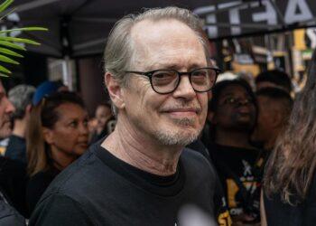 В Нью-Йорке напали на голливудского актера Стива Бушеми