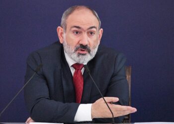 Вертолет Пашиняна совершил экстренную посадку на севере Армении