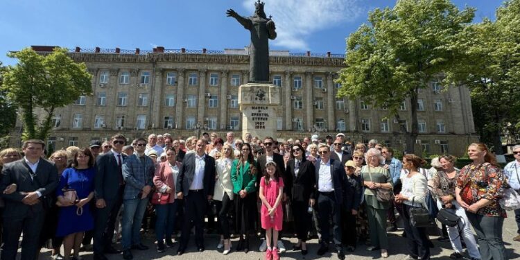 Блок «Победа» поздравил бельчан с Днем города и объявил о своих подарках