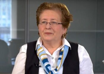 Parlamentul a aprobat demisia Tatianei Răducanu din funcţia de membră a ambelor comisii de vetting