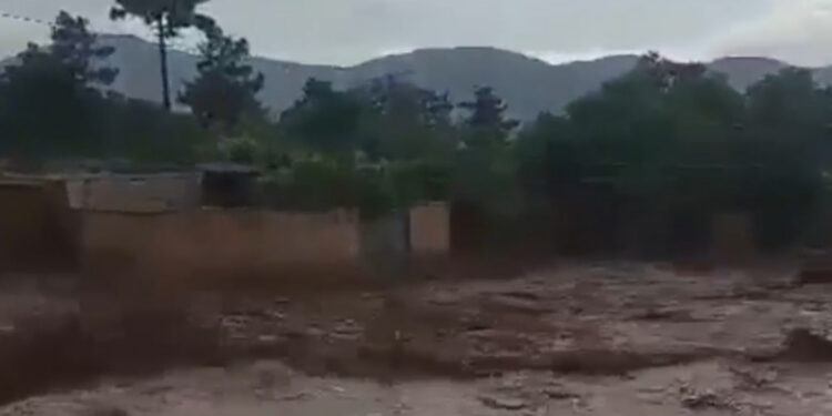 Dezastru în Afganistan: 200 de oameni au fost uciși de inundații masive