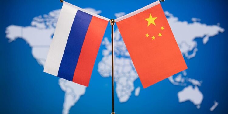 В Минобороны Великобритании заявили, что Китай начал или готовится начать поставки летального оружия России