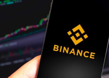 Суд в США приговорил основателя криптобиржи Binance — одного из богатейших людей мира с состоянием 33 миллиарда долларов — к четырем месяцам тюрьмы