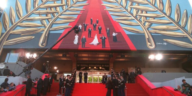 Каннский фестиваль под угрозой срыва из-за протестов работников сферы кино