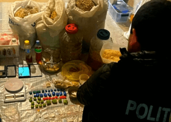 Grupare specializată în prepararea și comercializarea drogurilor, destructurată de oamenii legii