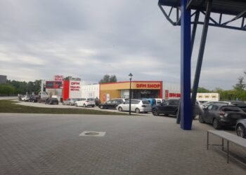 Trafic intensiv la Sculeni și Leușeni, ieșirea din Moldova. Ce spune Poliția de Frontieră