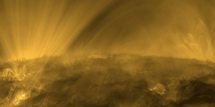 Imagini spectaculoase cu suprafața Soarelui, publicate de Agenția Spațială Europeană