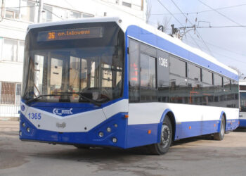 В Яловенах проезд в троллейбусе подорожает в два раза