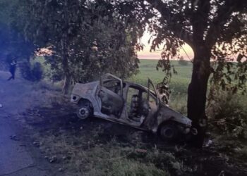 Пять пострадавших и полностью сгоревшая машина: В Пухой произошла серьезная авария