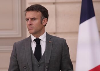 Выборы в Европарламент: во Франции побеждают ультраправые, Макрон объявил досрочные выборы