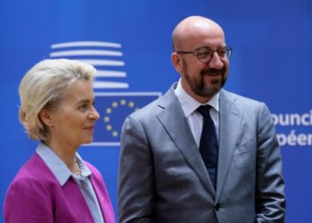 Politico: Мишель хочет отстранить фон дер Ляйен от переговоров о ее переназначении