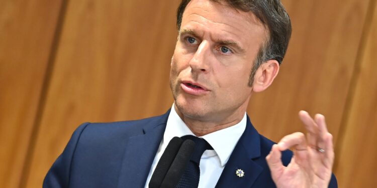 Macron nu mai e dorit nici în propria coaliție. Unii aliați nu vor să se mai asocieze cu el: „Nu veți vedea chipul lui pe afișele mele”