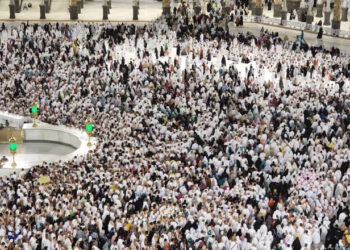 Efecte extinse după ce 1.000 de oameni au murit la pelerinajul de la Mecca. Un ministru din Tunisia a fost demis