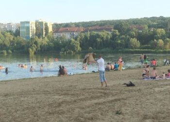 Vreme perfectă pentru plajă: Ce temperaturi ne așteaptă sâmbătă