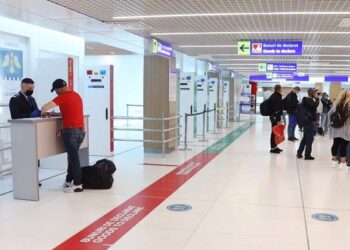 Amendă usturătoare pentru un bărbat din R. Moldova care a încălcat regimul de autoizolare și a mituit polițiștii de frontieră