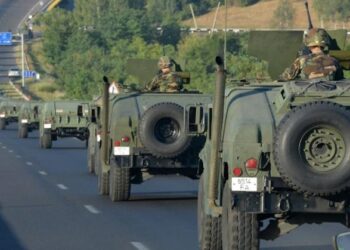 Внимание! Военная техника продолжает передвижение по дорогам страны