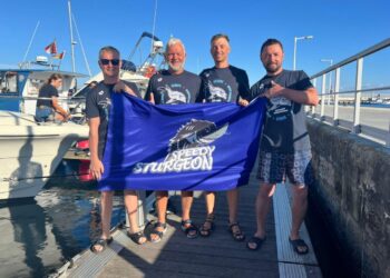 Patru sportivi din R. Moldova au traversat înot Strâmtoarea Gibraltar