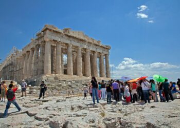 Zile de foc în Grecia: temperaturile urcă până la 43 de grade. Acropola din Atena se închide