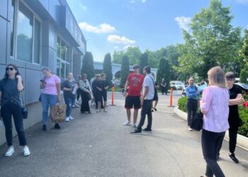 Serviciile ASP au picat în toată țara. Operator call centru: De dimineață persistă această problemă