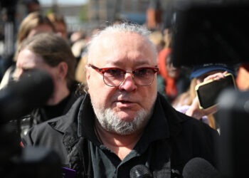 Сын модельера Вячеслава Зайцева умер в возрасте 64 лет