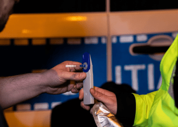 Șoferii, obligaţi să treacă testarea antidrog, la solicitarea Poliţiei