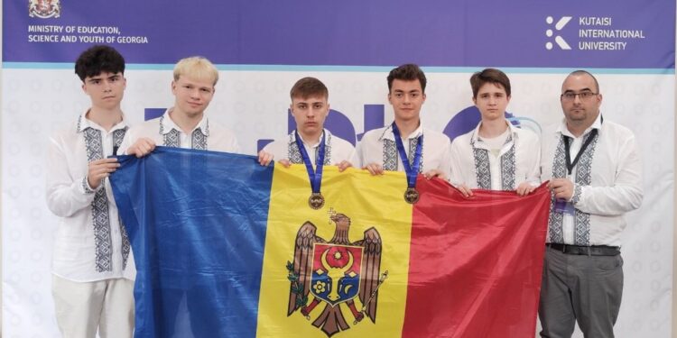 Учащиеся лицея Молдовы завоевали две бронзовые медали на Европейской олимпиаде по физике