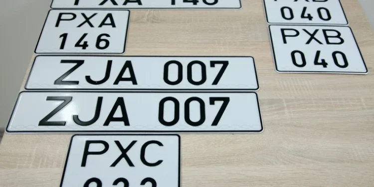 До конца 2026 года: транспортные средства с левого берега Днестра можно будет регистрировать под нейтральными номерами