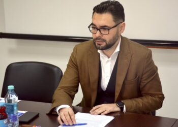 Iulian Groza, despre licitațiile eșuate de la aeroport: Procesul derulează foarte prost. E important ca toate companiile interesante să poată participa