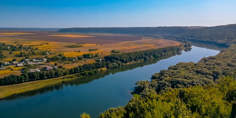 Nivelul apei în râurile din Moldova scade. Cetățenii sunt îndemnați să consume rațional apa