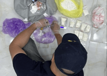 Droguri în valoare de circa un milion de lei – ridicate de ofițerii INI. Suspecții plasați în arest