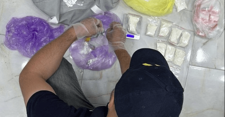 Droguri în valoare de circa un milion de lei – ridicate de ofițerii INI. Suspecții plasați în arest