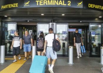 Principalul aeroport din Milano va fi redenumit după numele fostului premier italian Silvio Berlusconi