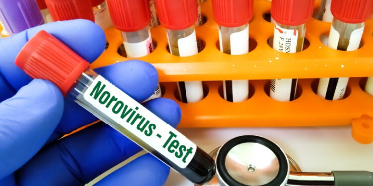 Virus periculos într-o destinaţie populară de vacanţă din Italia. Sute de oameni au ajuns la spital